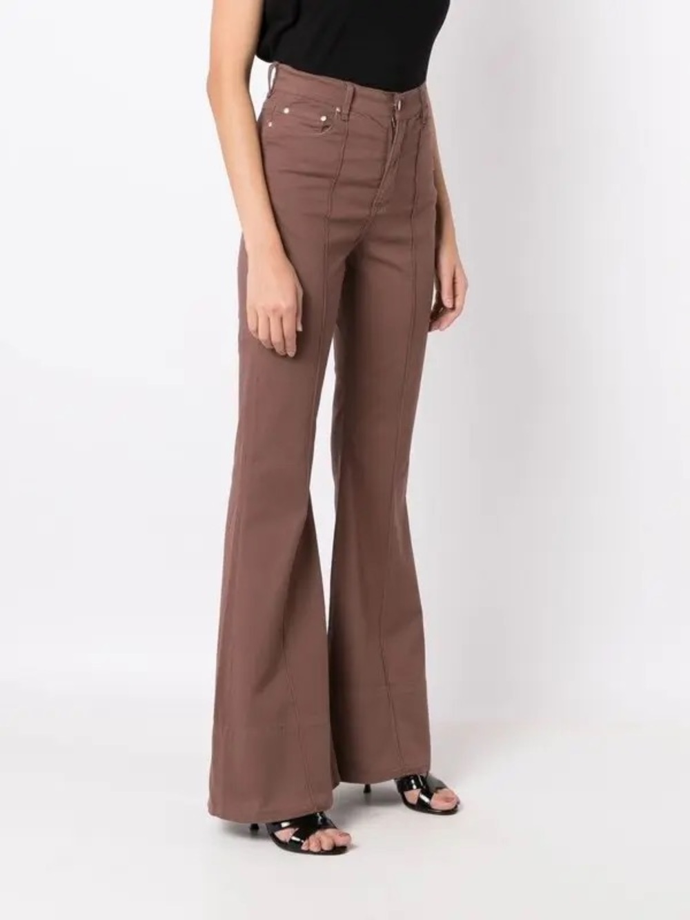 Amapo High-Rise Flare Jeans in Brown